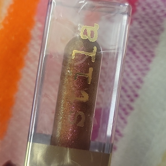 Stila NWT Beauty Boss Lip Gloss Mini. Color: Elevator Pitch - Picture 2 of 5